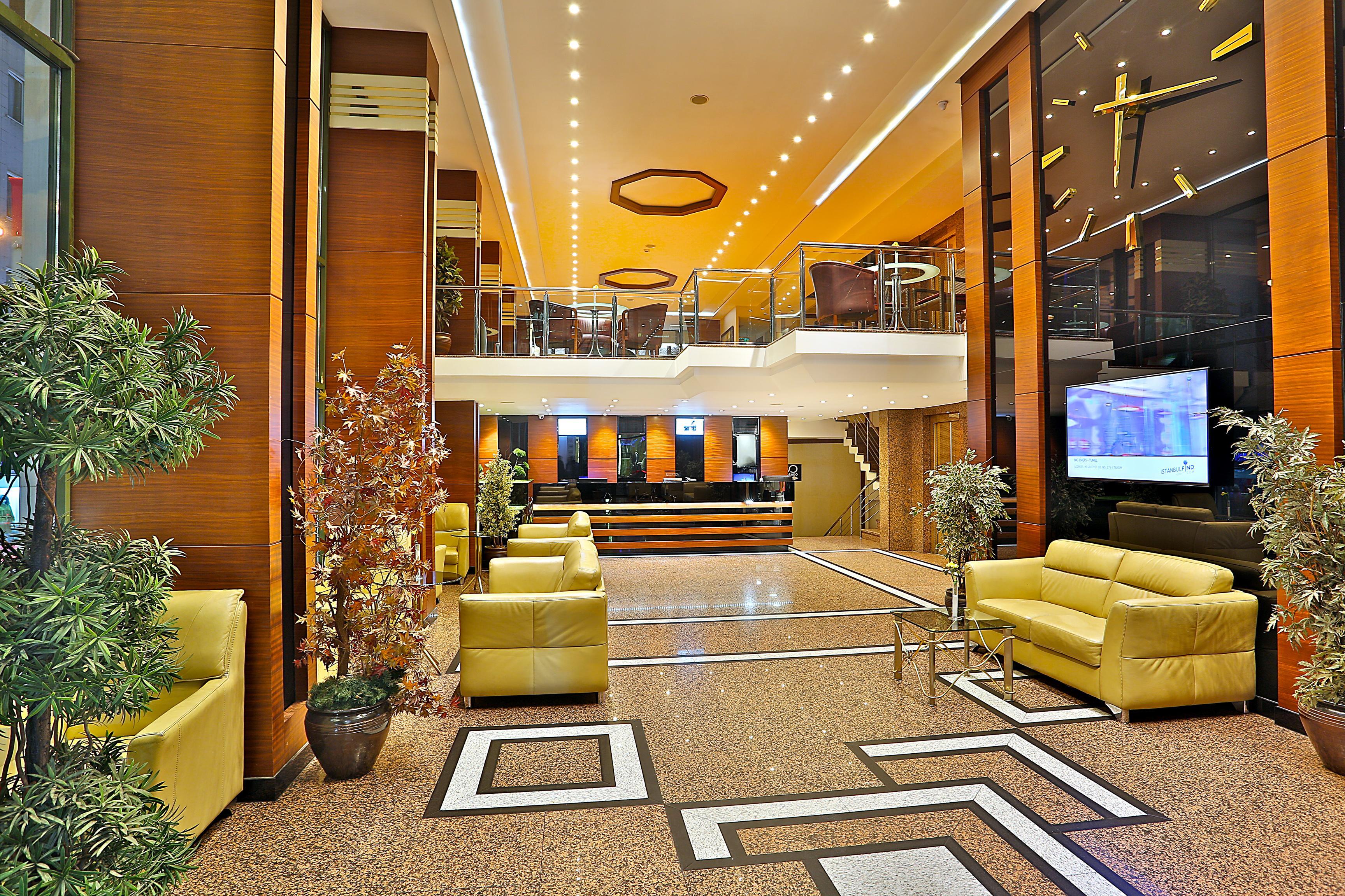 Grand Madrid Hotel Истанбул Екстериор снимка