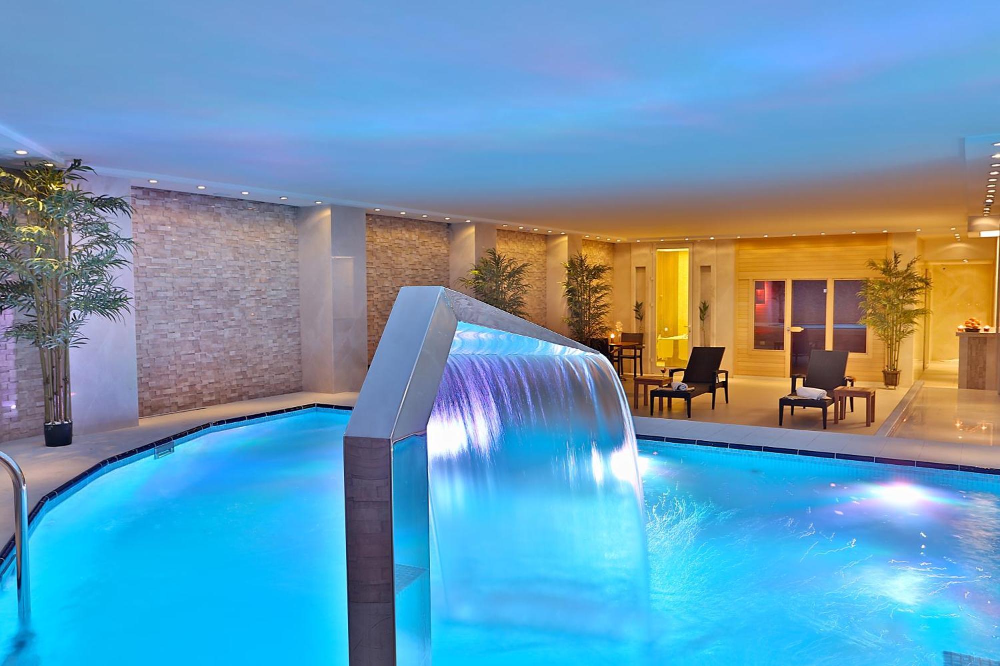 Grand Madrid Hotel Истанбул Екстериор снимка