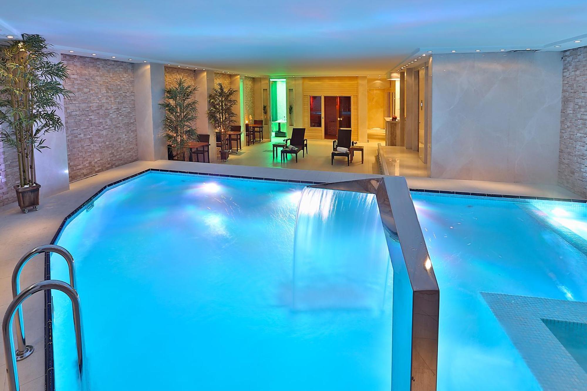Grand Madrid Hotel Истанбул Екстериор снимка
