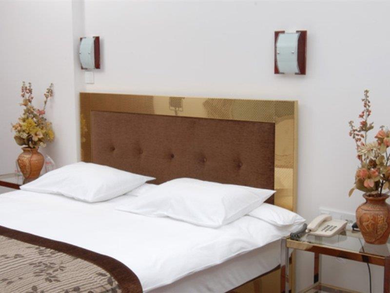 Grand Madrid Hotel Истанбул Екстериор снимка